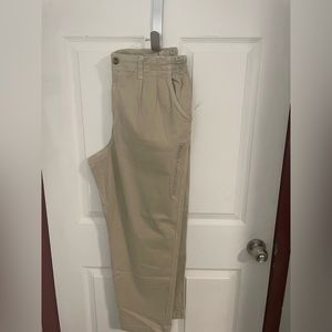 American Eagle Mom Pant
